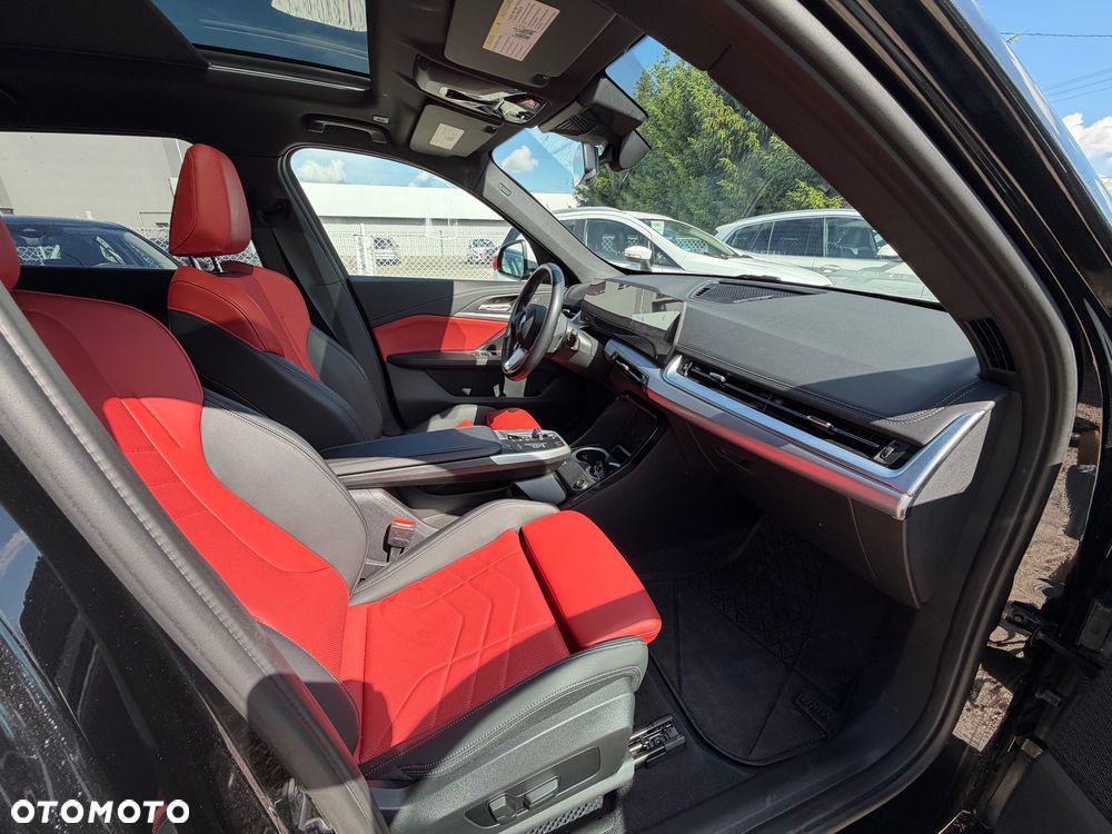 BMW X1 xDrive25i GPF Sport Line sport - 9