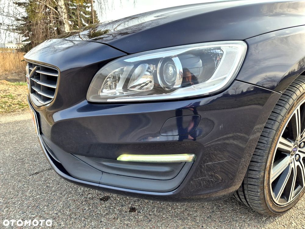 Volvo S60 D2 Momentum - 18