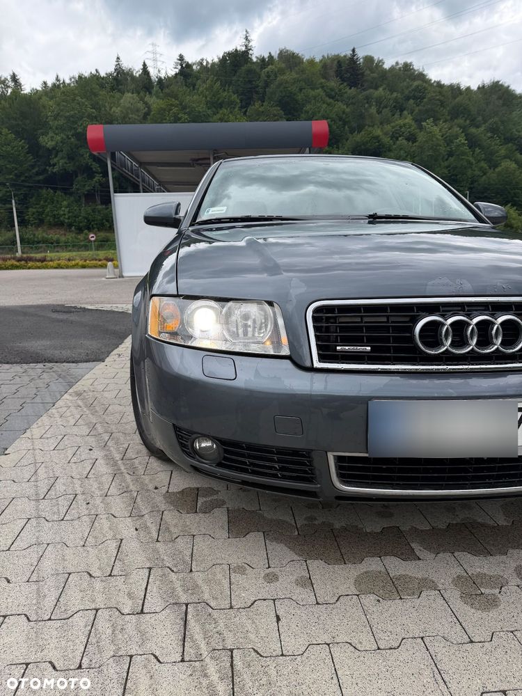 Audi A4 Limousine - 6