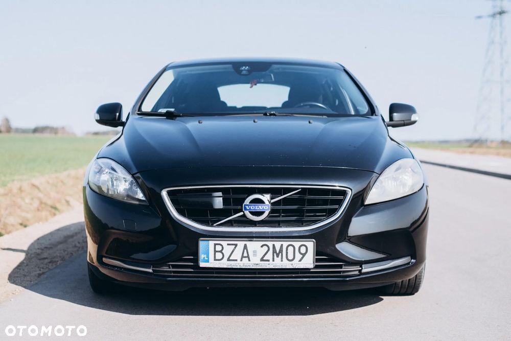 Volvo V40 D4 Kinetic - 9