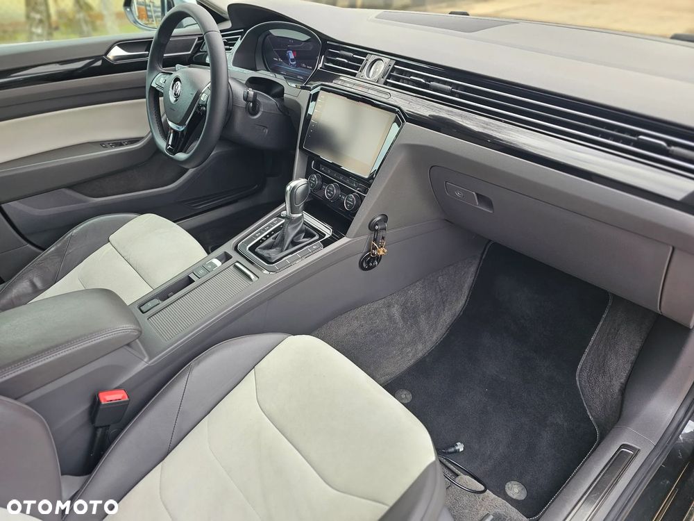 Volkswagen Arteon 2.0 TDI SCR Elegance DSG - 29