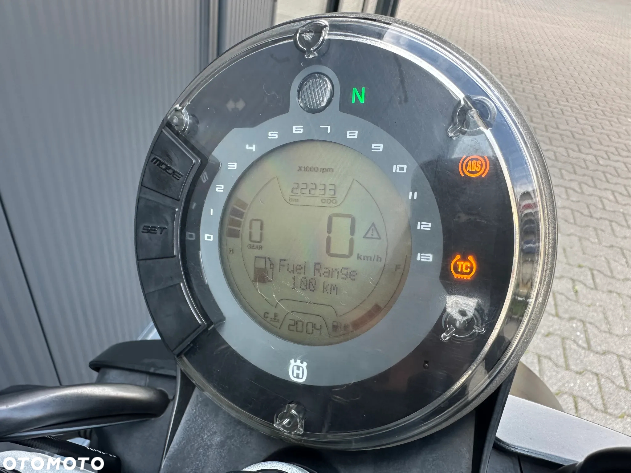Husqvarna Svartpilen - 8