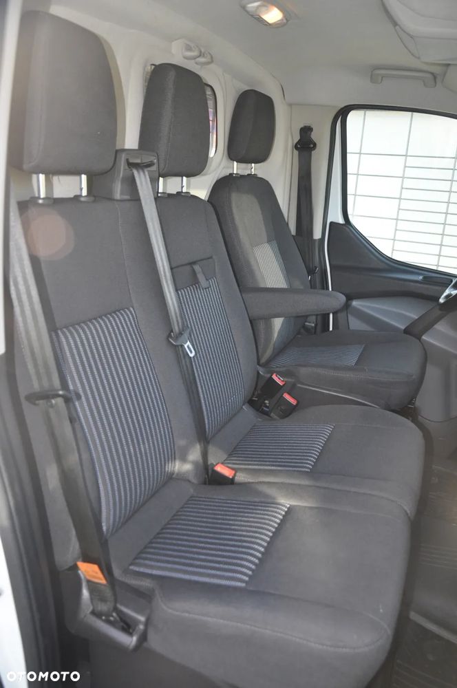 Ford Transit custom - 34