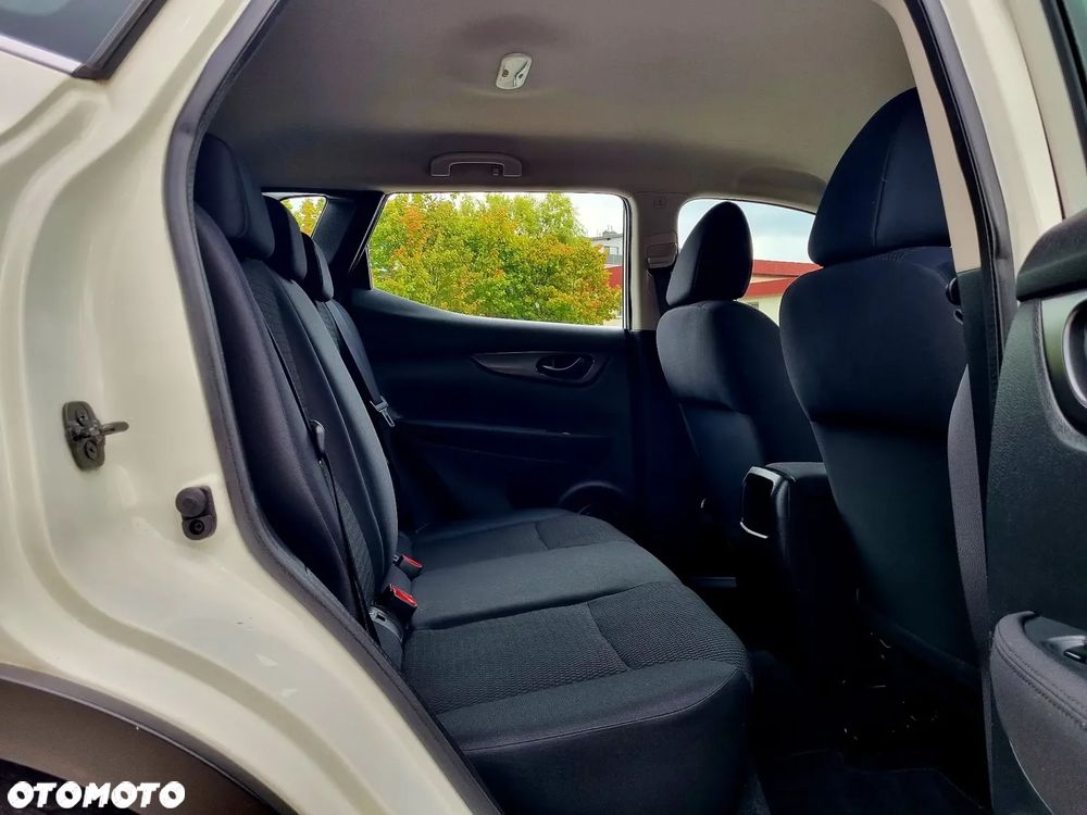 Nissan Qashqai 1.2 DIG-T Visia - 12
