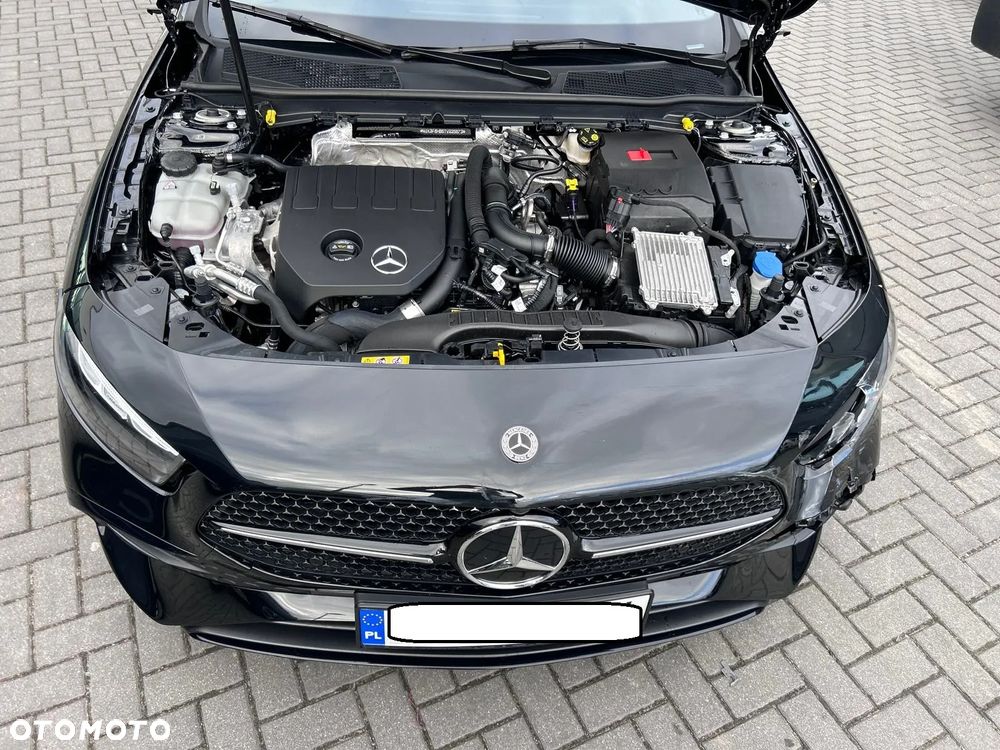 Mercedes-Benz Klasa A 200 AMG Line 7G-DCT - 38