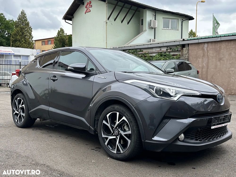 Toyota C-HR Hybrid Business-Edition - 28