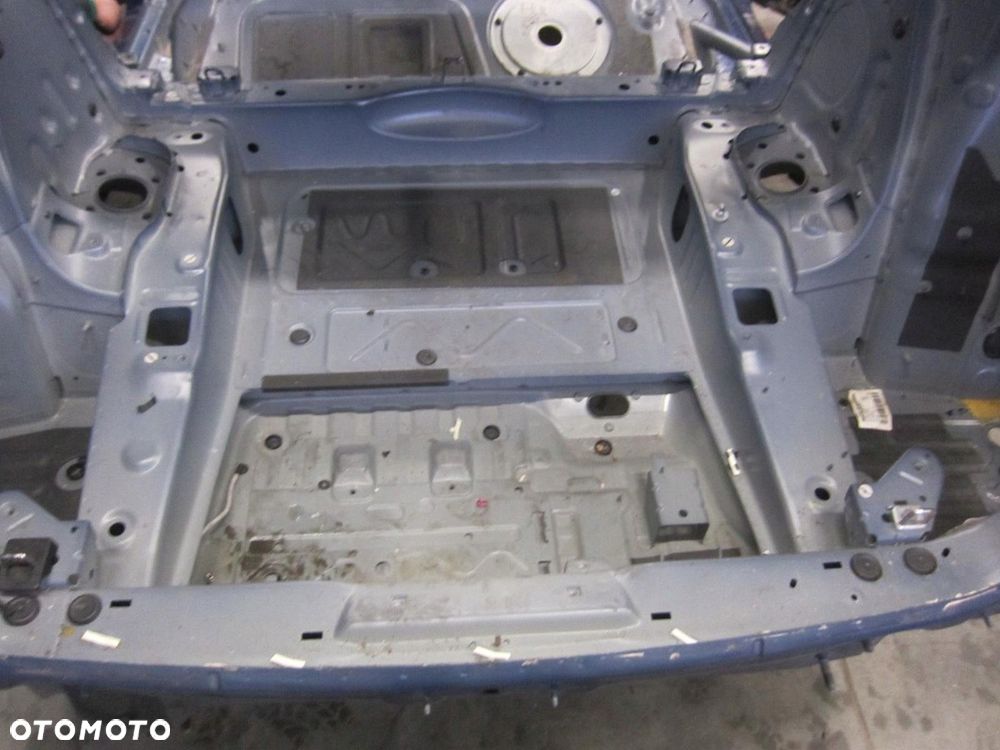 PAS PYTLNY PODŁOGA BAGAŻNIKA WZMOCNIENIE WANNA KAROSERIA BMW X3 G01 - 2