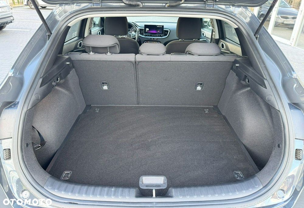 Kia XCeed 1.5 T-GDI M DCT - 14