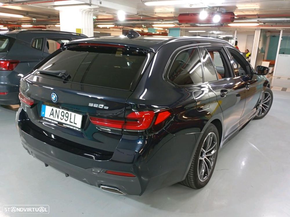 BMW 520 e Pack M - 3