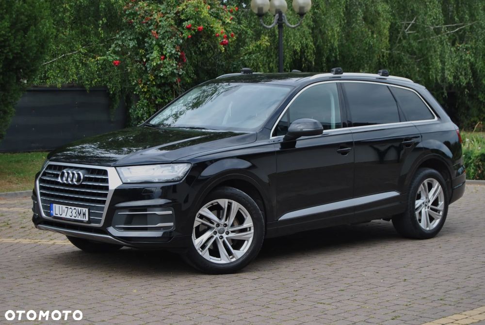 Audi Q7 - 1