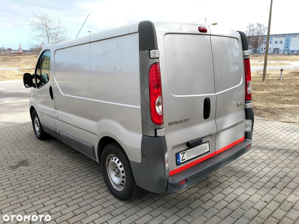 Renault Trafic - 2