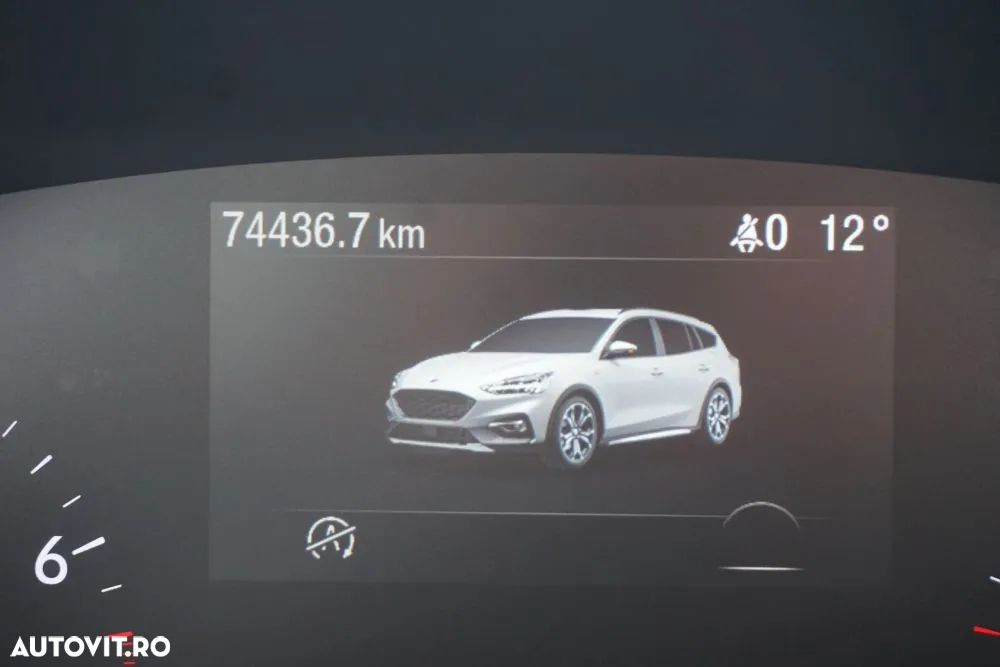 Ford Focus 1.0 EcoBoost Active - 14