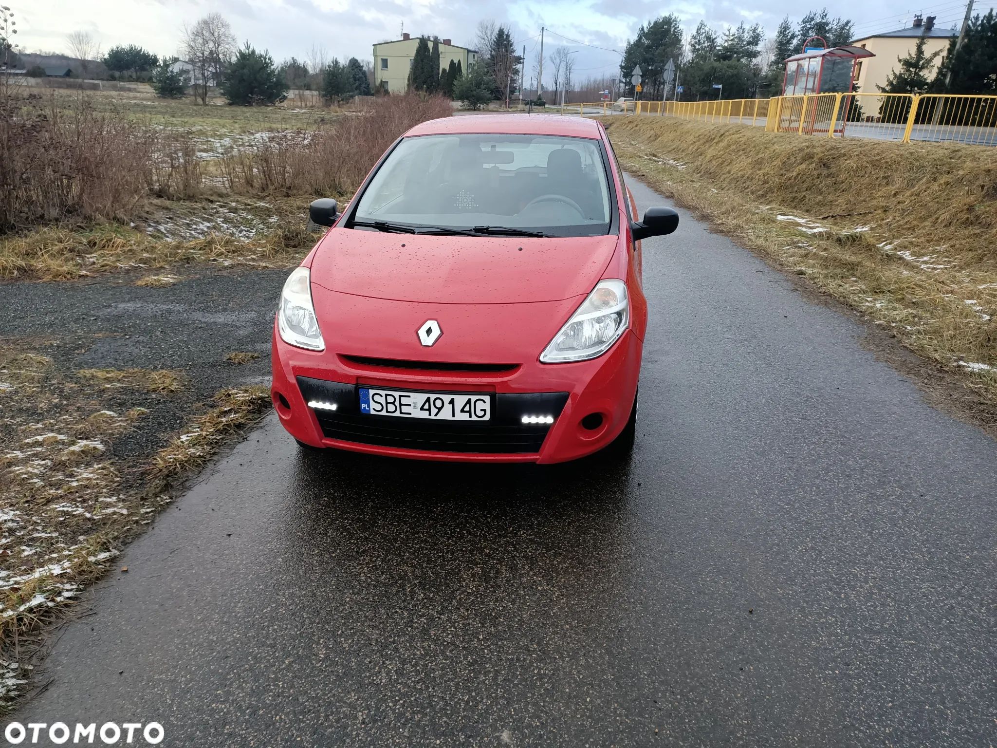Renault Clio 1.2 16V 75 Yahoo - 1