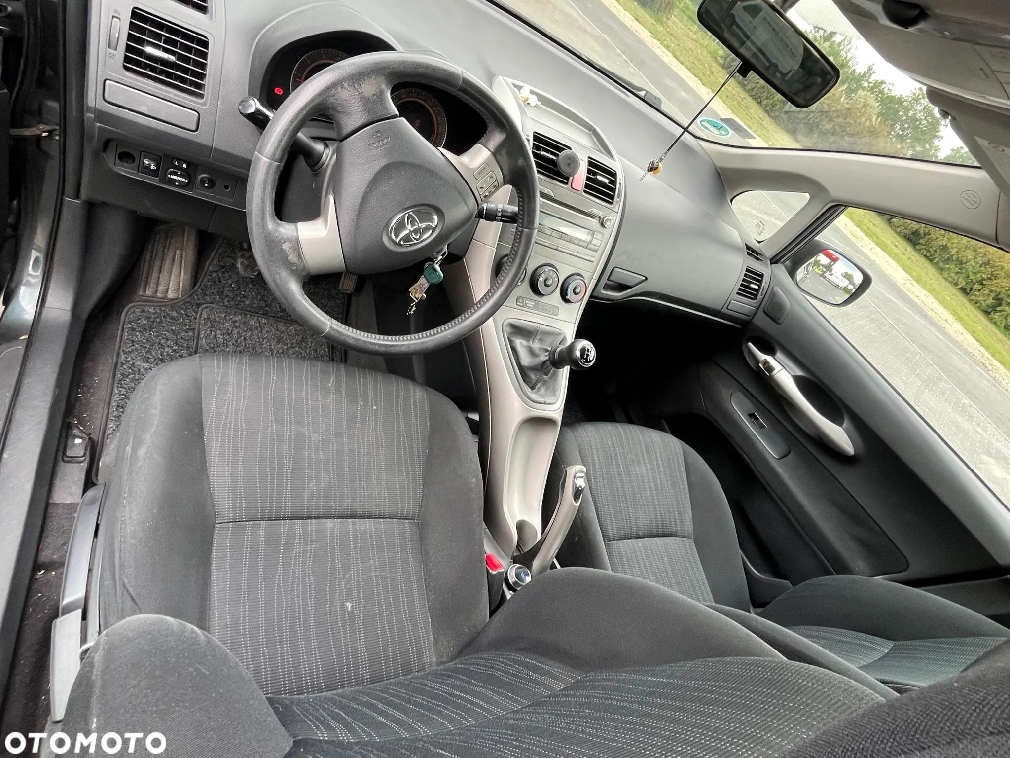 Toyota Auris - 12
