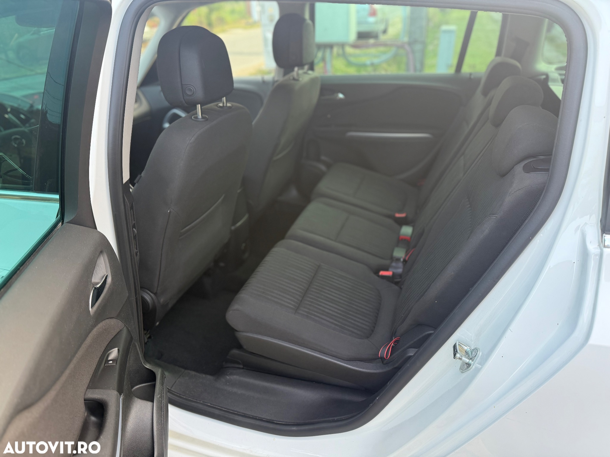 Opel Zafira Tourer 1.4 Turbo drive - 6