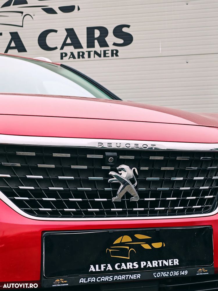 Peugeot 3008 PureTech 130 Stop & Start GPF EAT8 Allure - 6