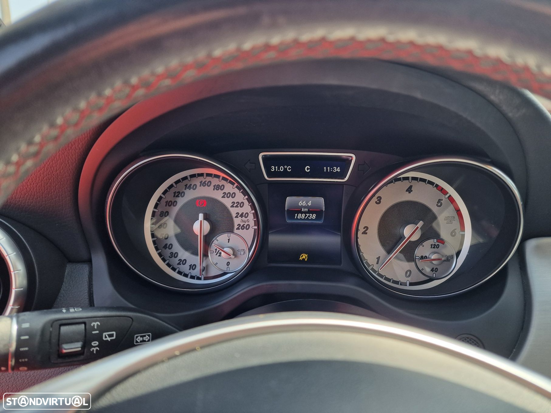 Mercedes-Benz CLA 180 - 21