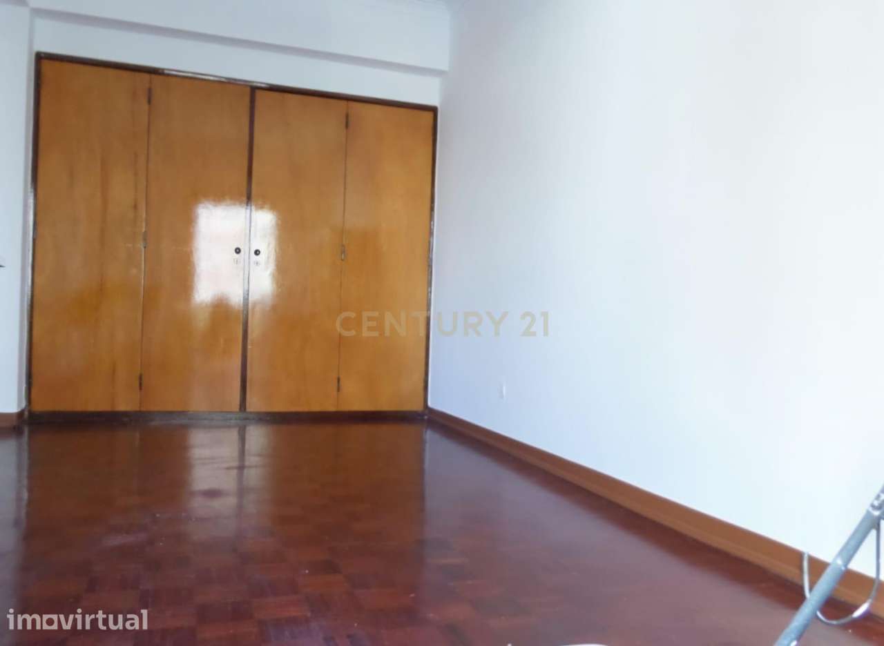 Apartamento T2 em Benfica, Lisboa - Oportunidade Única! - Grande imagem: 5/5