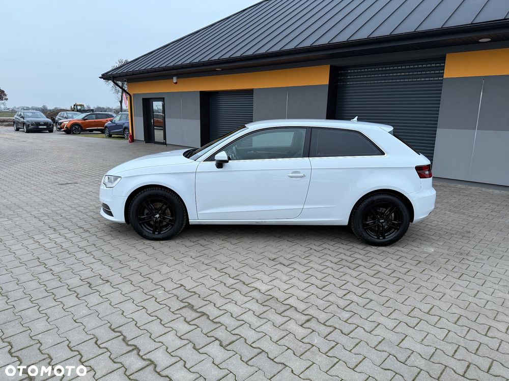 Audi A3 3-drzwiowe 1.6 TDI sport - 7