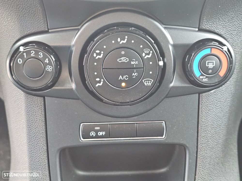 Ford Fiesta 1.0 Ti-VCT Titanium - 15