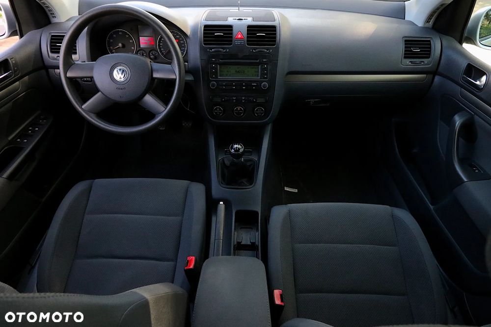 Volkswagen Golf 1.6 Trendline - 6