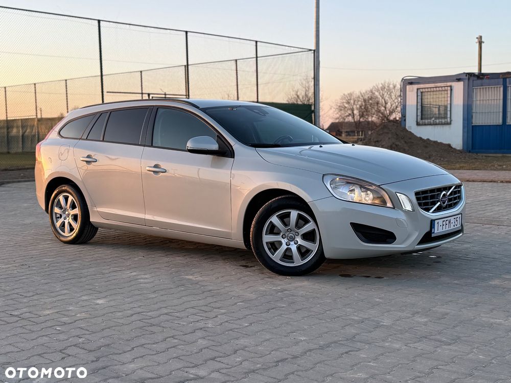 Volvo V60 D3 Summum - 20