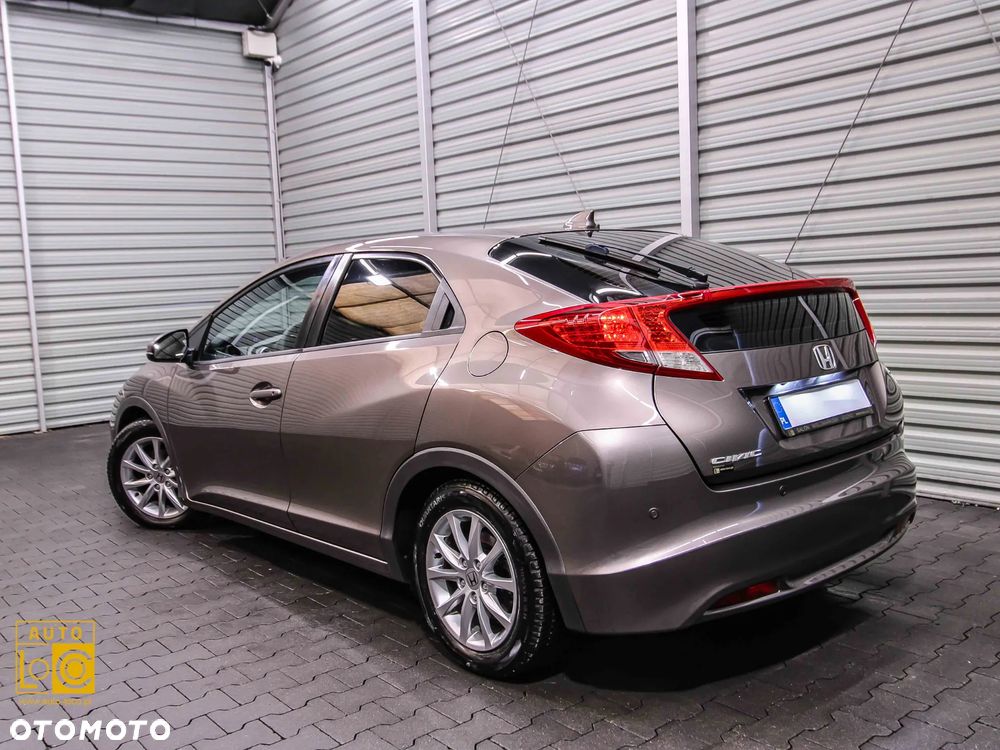 Honda Civic 2012 photo 3