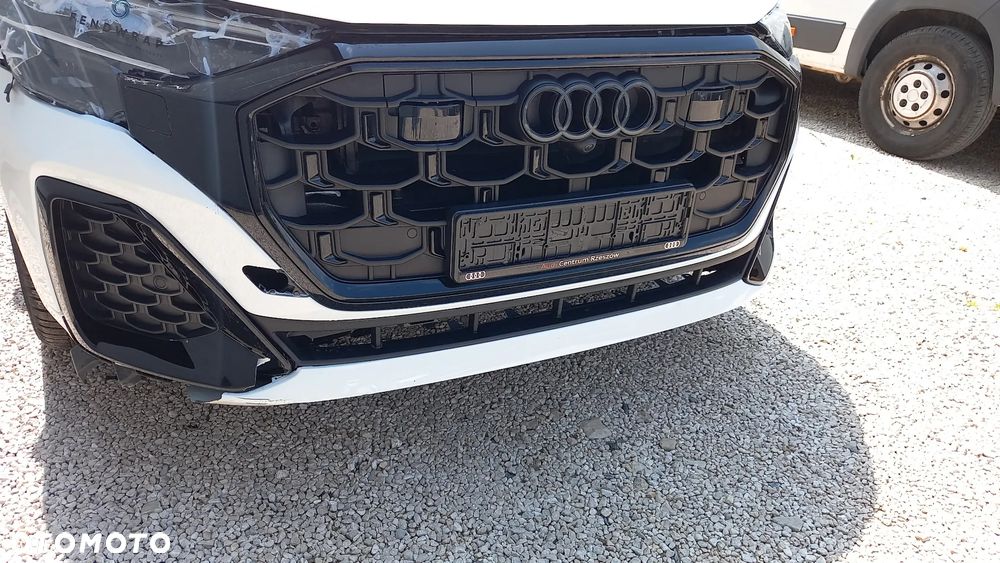 Audi Q8 - 7