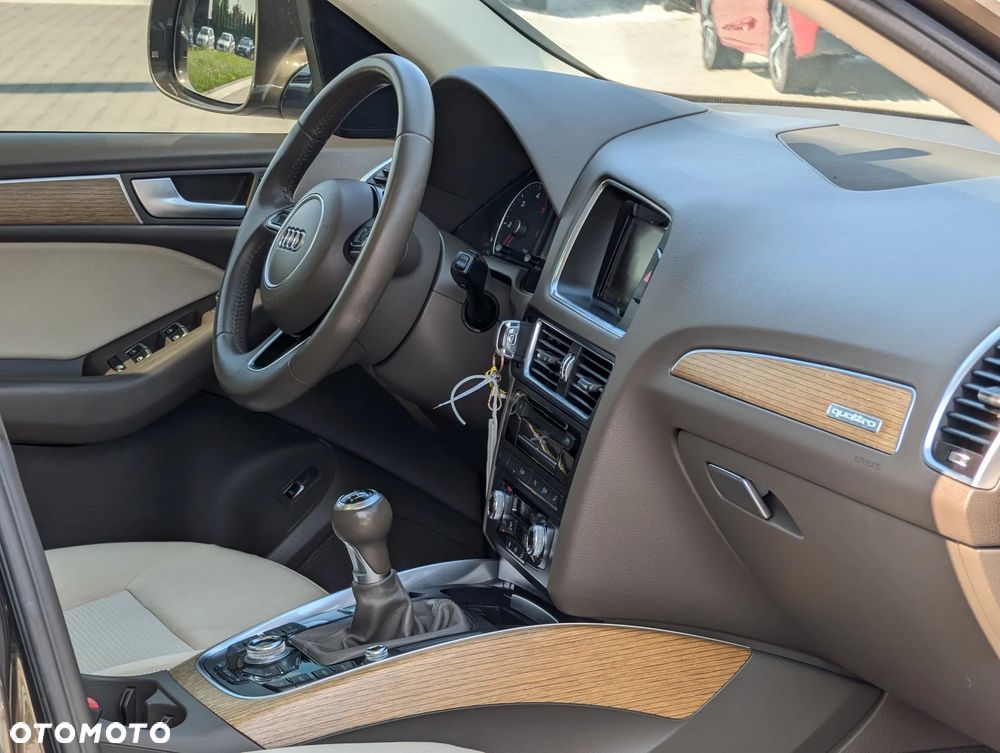 Audi Q5 2.0 TDI quattro sport - 32