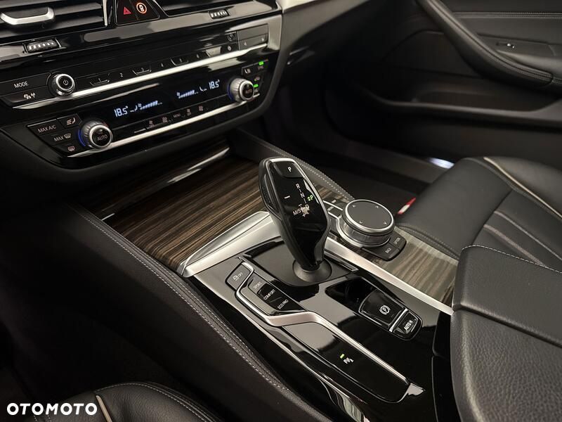BMW Seria 5 2021