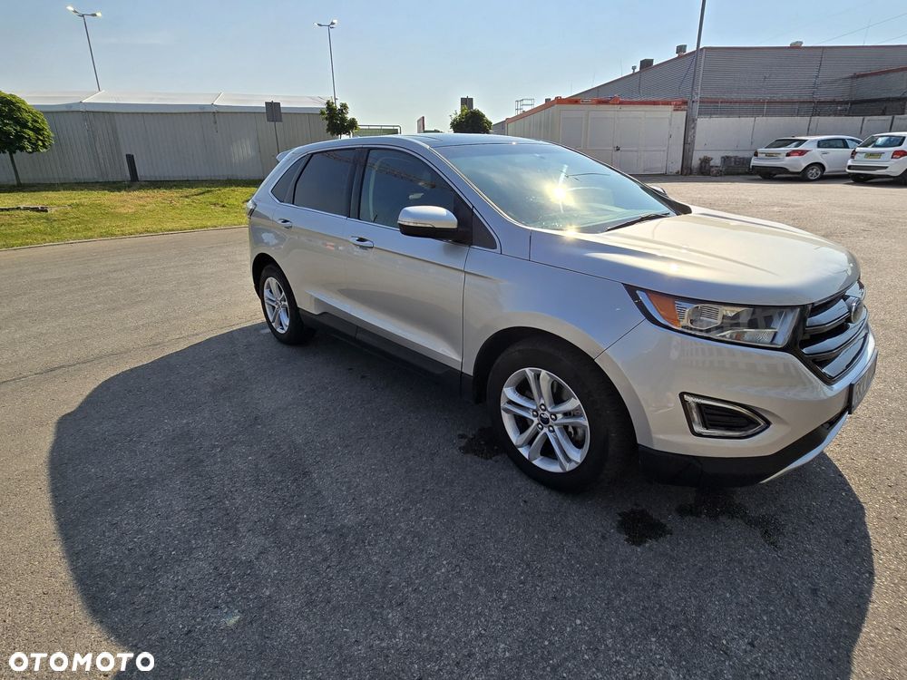 Ford Edge - 1