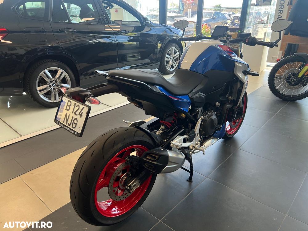 BMW F900R - 4