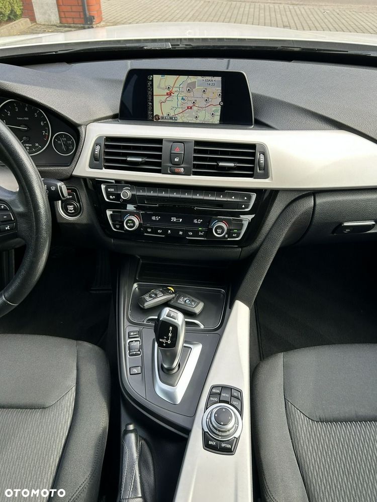 BMW 3GT - 23