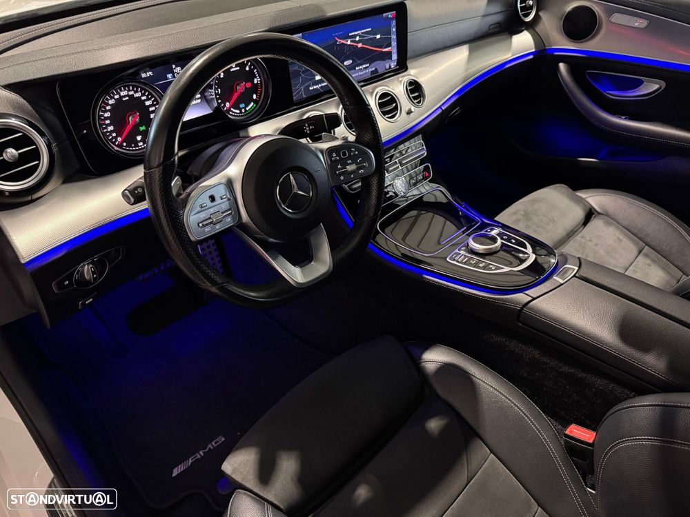 Mercedes-Benz E 300 de AMG Line - 19