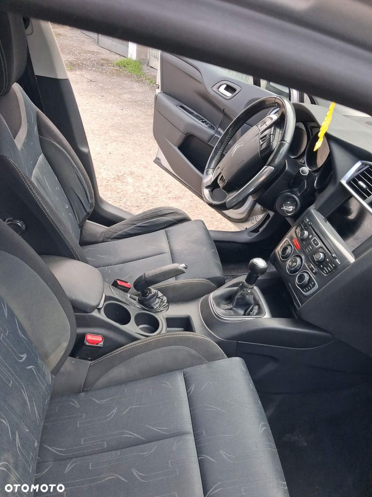 Citroën C4 HDi 90 Attraction - 14