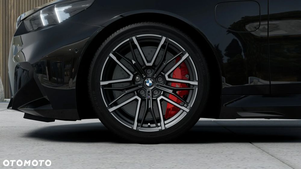 BMW M5 Competition - 8