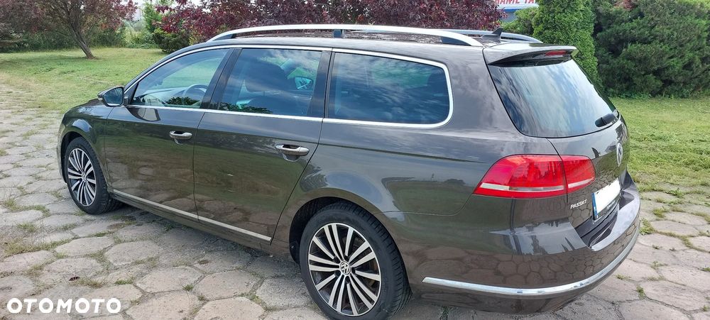 Volkswagen Passat 2.0 TDI Highline R-Style - 2