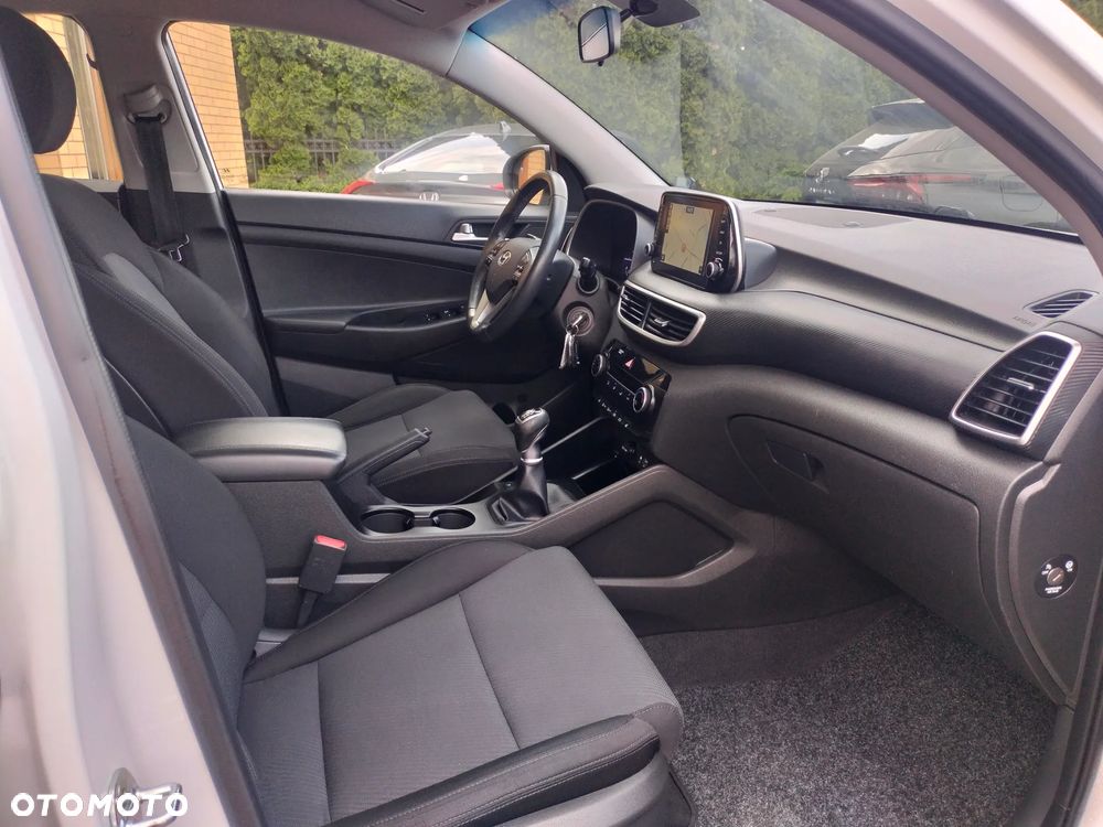 Hyundai Tucson 1.6 GDi 2WD Pure - 16