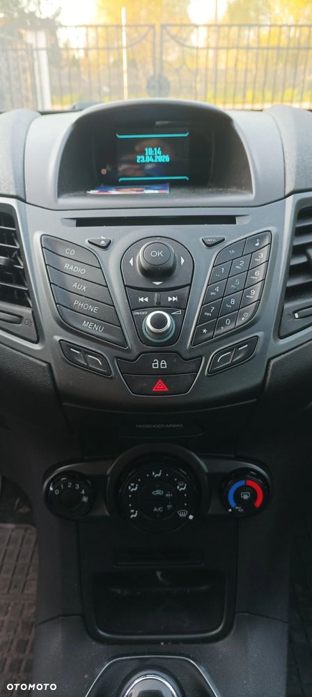 Ford Fiesta 1.25 Champions Edition - 7