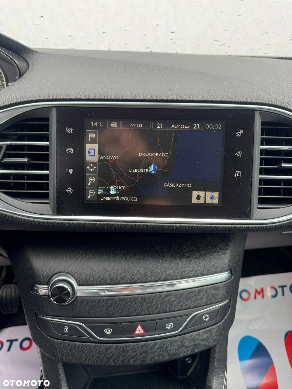 Peugeot 308 - 25