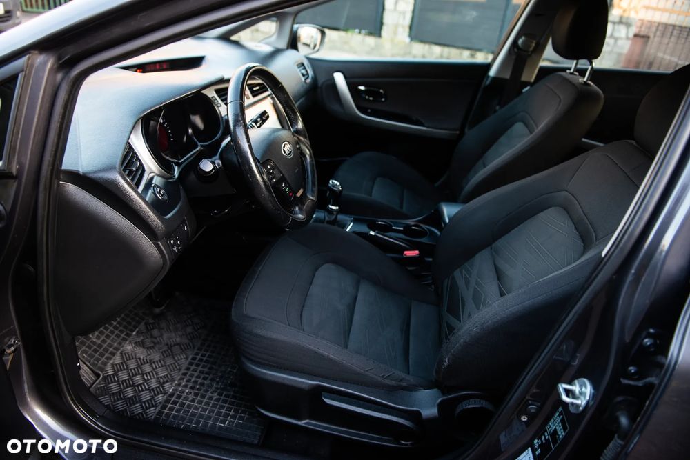 Kia Ceed - 18
