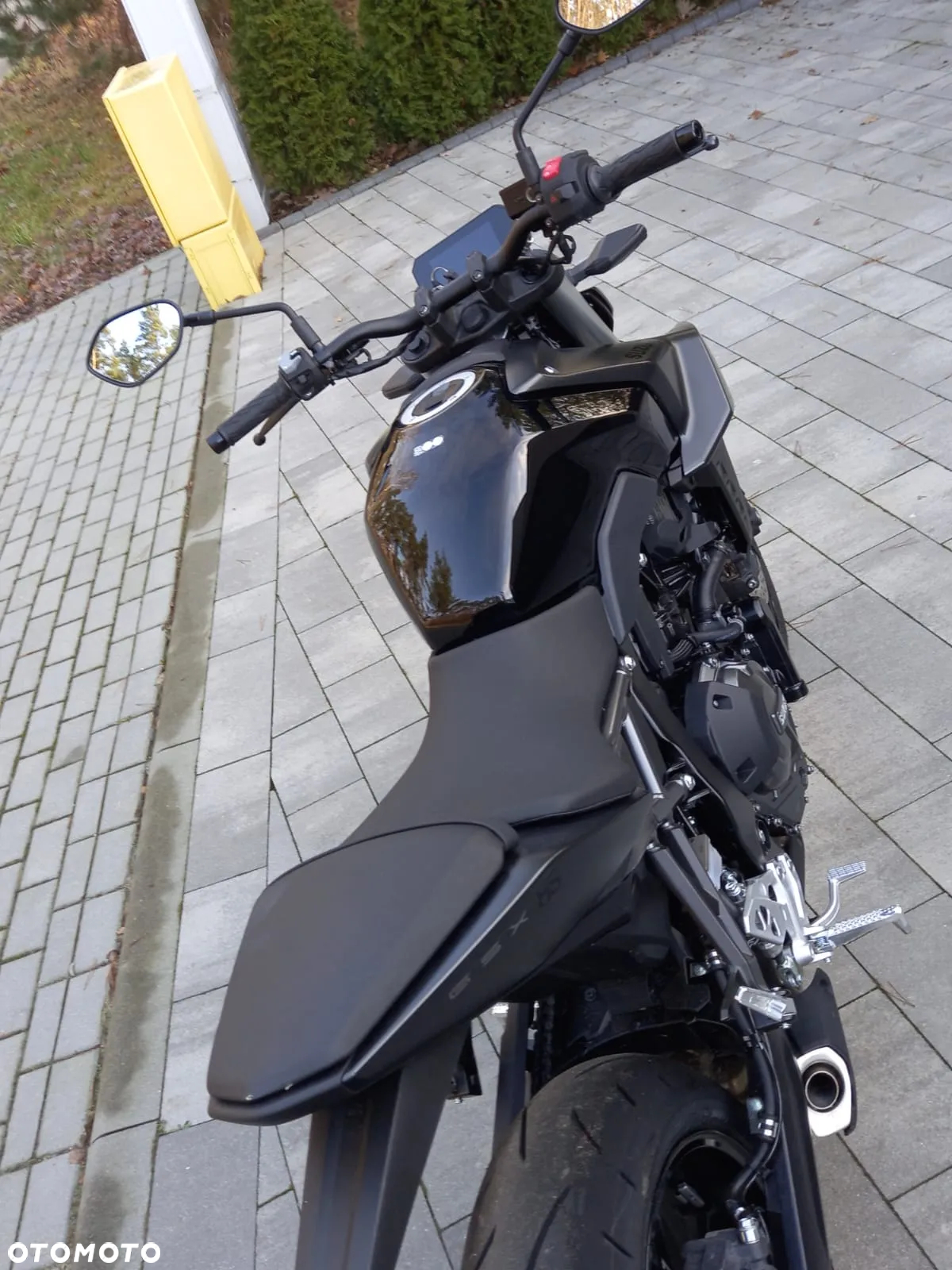 Suzuki GSX - 20