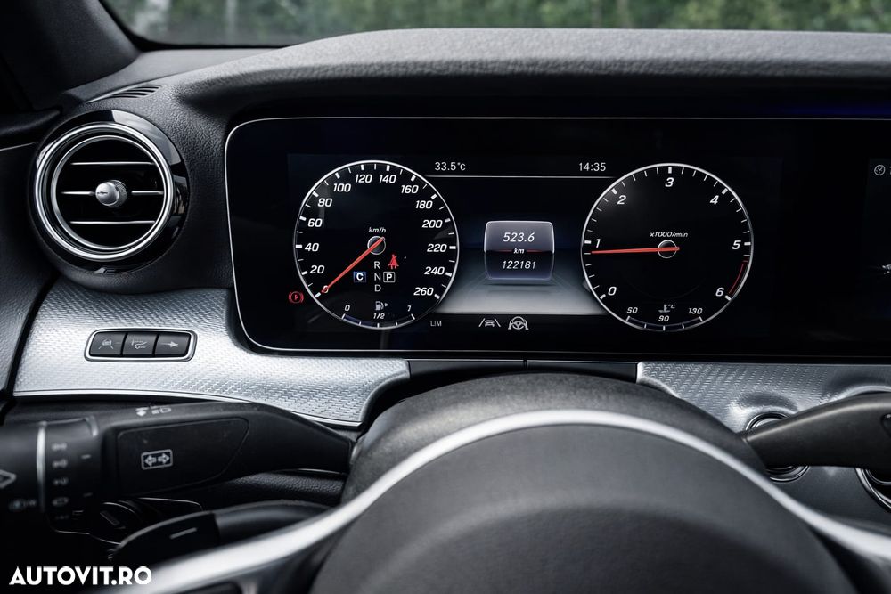 Mercedes-Benz E 220 d 4MATIC 9G-TRONIC Sportstyle Edition - 12