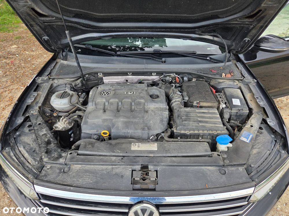 Volkswagen Passat 2.0 TDI BMT Highline DSG - 16