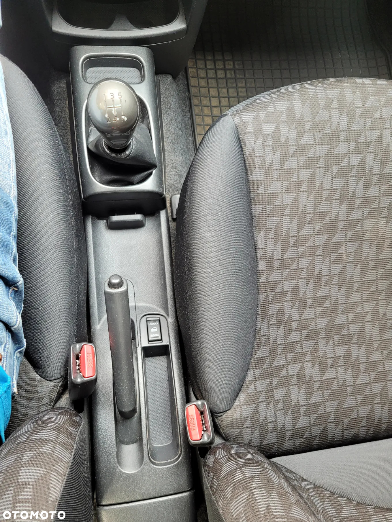 Nissan Note 1.4 Visia - 28