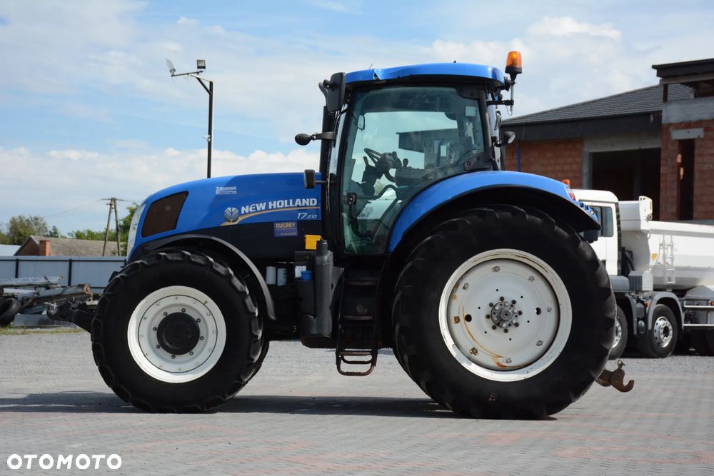 New Holland T7.210 / 2014 / 6960 mh / Klimatyzacja / Szybkozłącza / Bardzo dobry stan - 4