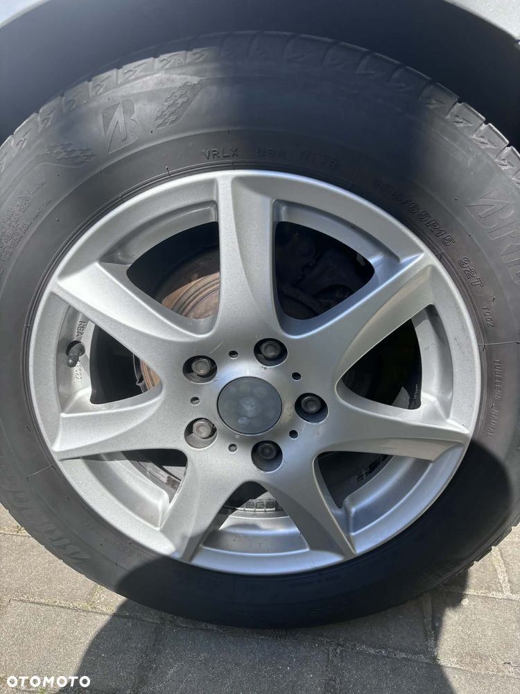 Hyundai i30 1.4 Classic + - 13