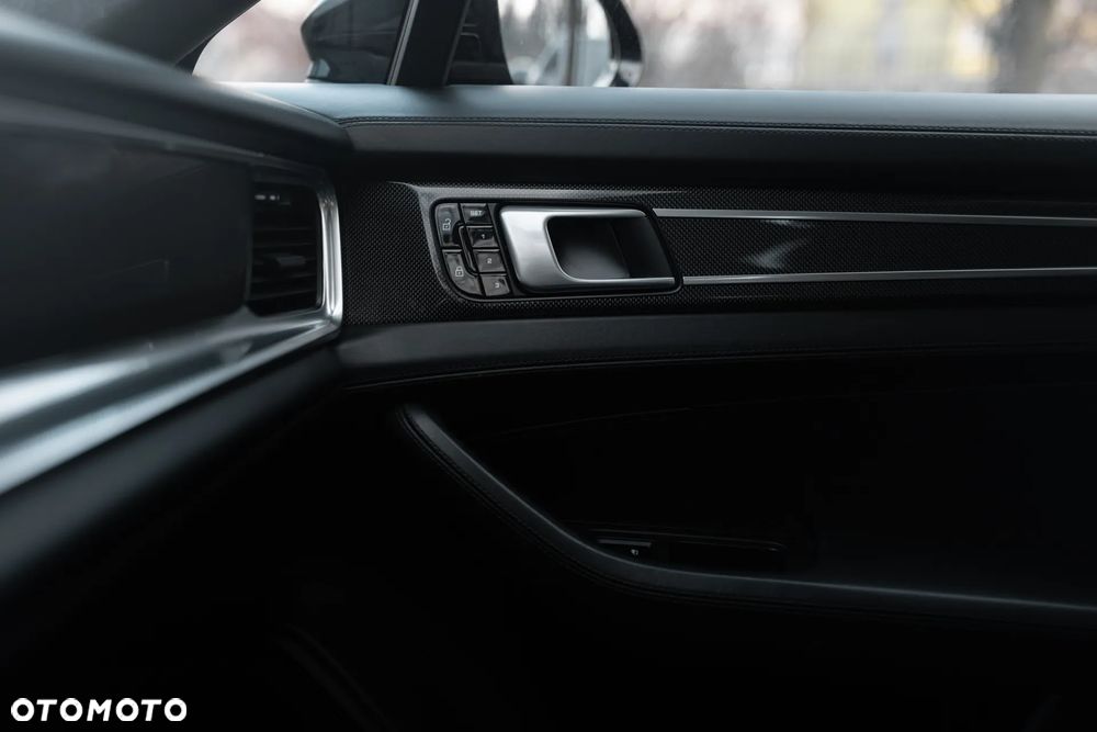 Porsche Panamera Turbo S E-Hybrid - 22