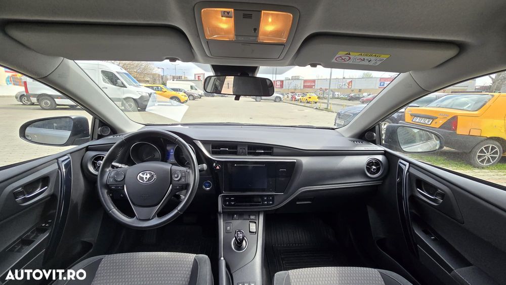 Toyota Auris - 18