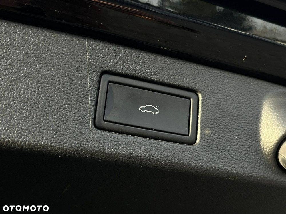 Volkswagen Arteon 1.4 Plug-In Hybrid R-Line DSG - 36